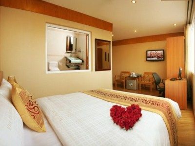 Golden Palace Hotel