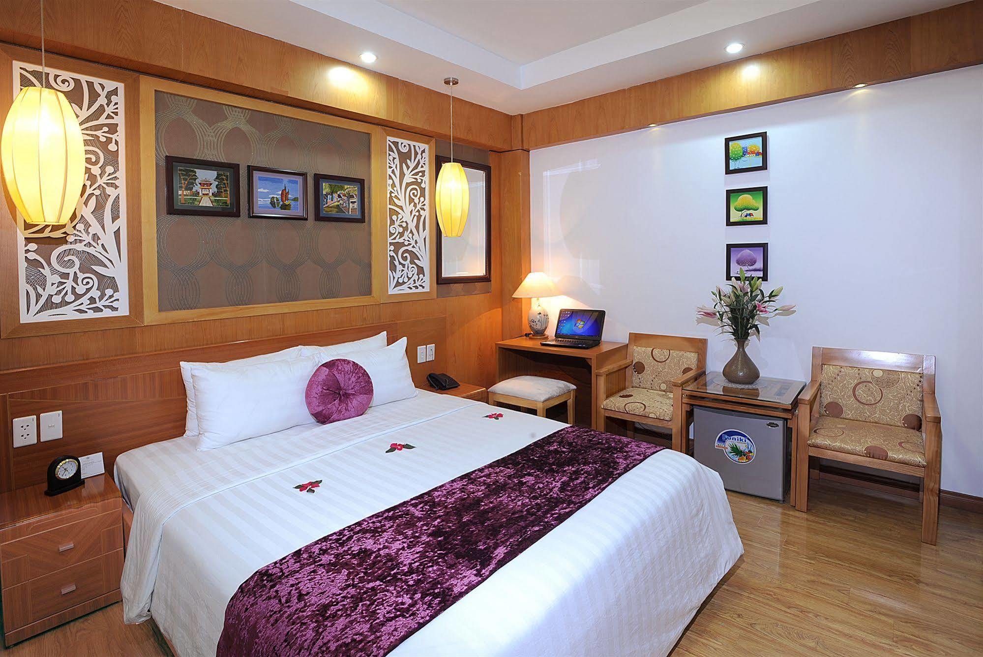 Hotel Golden Palace 3*