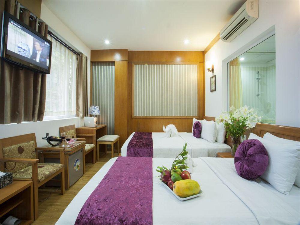 Golden Palace Hotel